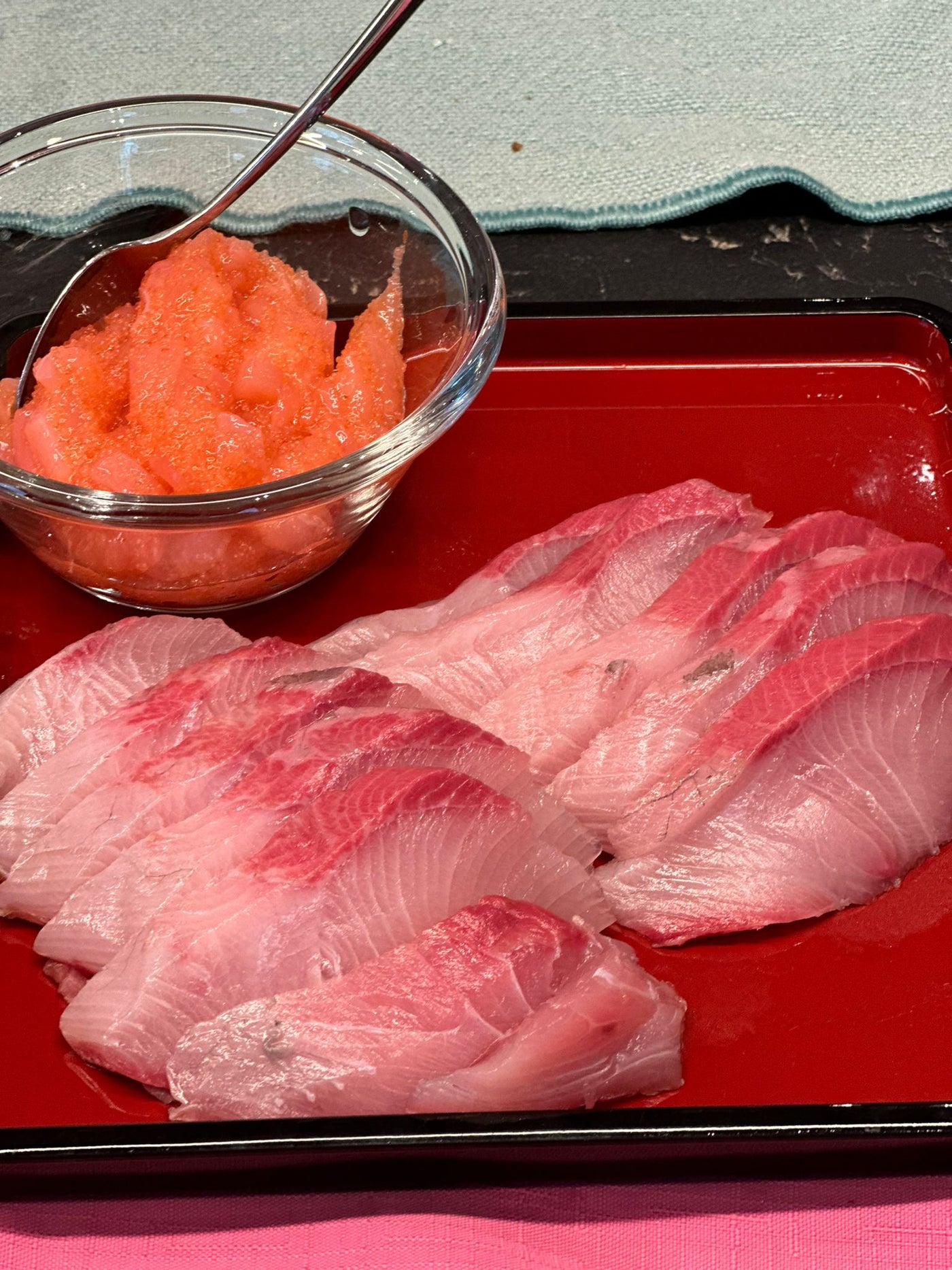 "Reinan" Hamachi Loin (Sashimi Grade) 400-500g